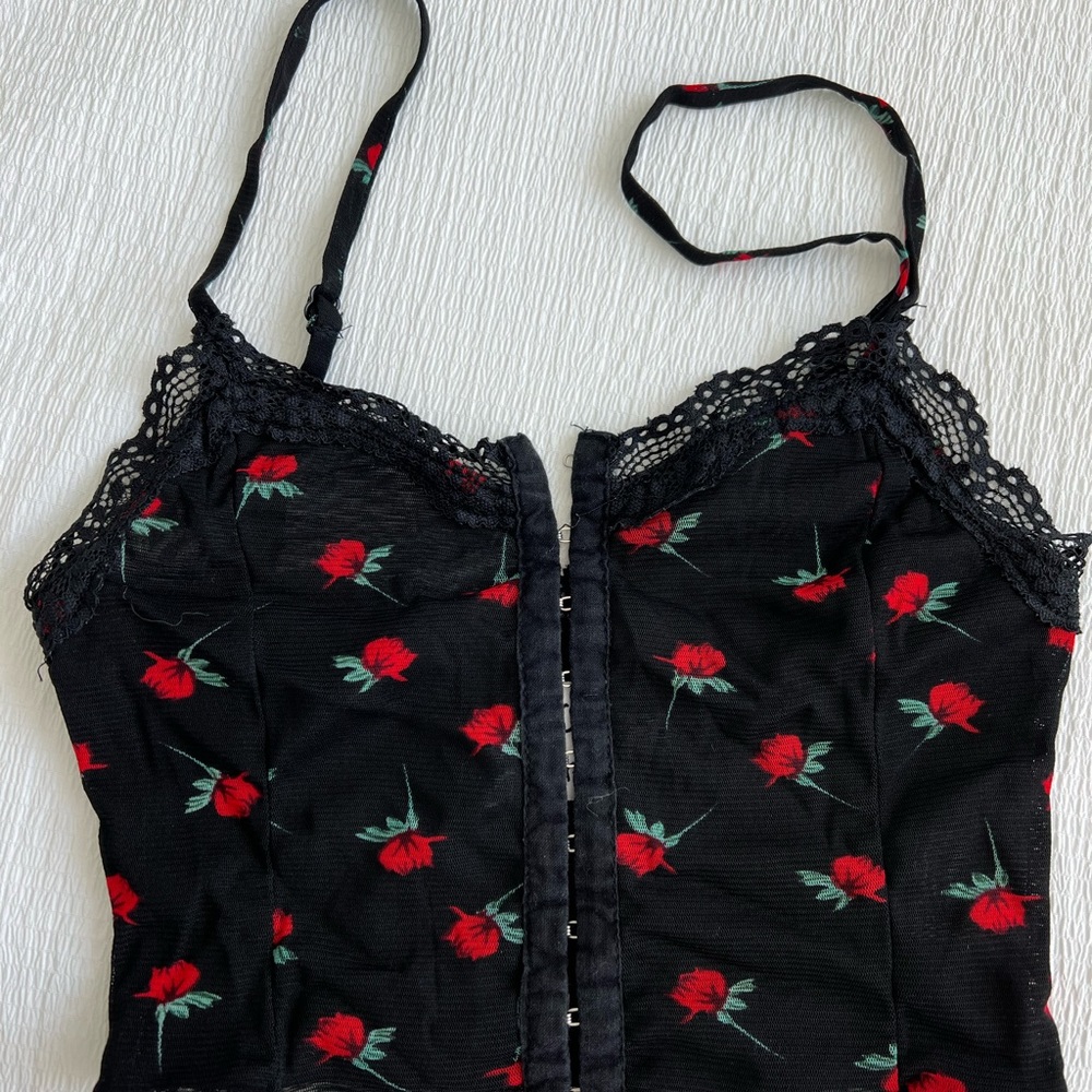 Princess Polly Black & Red Clasp Mesh Top